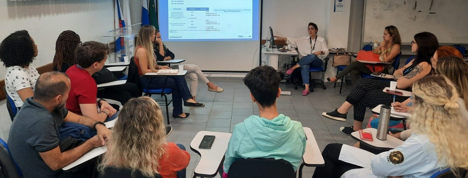 Reunião Mensal de Farmacêuticos – NAF/CAP 2.1