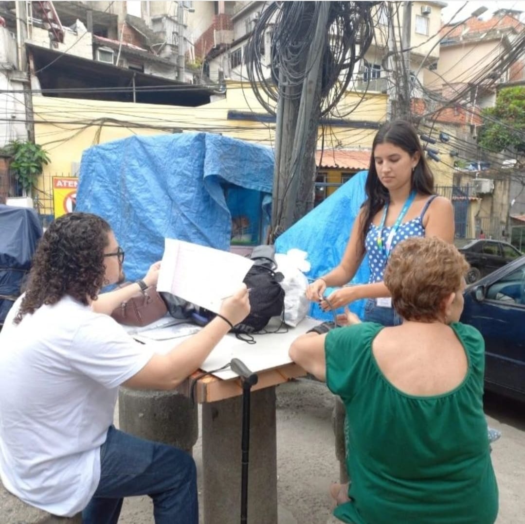 Atendimento À Comunidade Da Equipe Poti