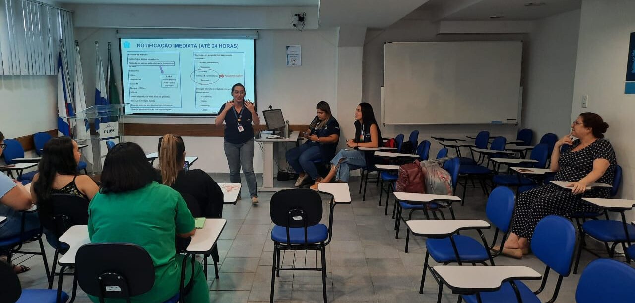 Reunião da Divisão de Vigilância em Saúde da AP 2.1 com Equipe de Assistência da UPA de Copacabana