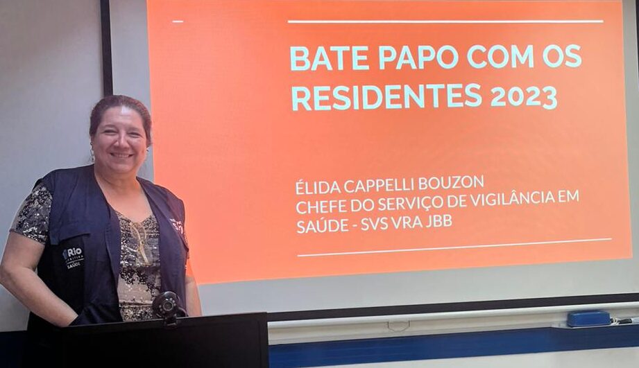 Reunião da Equipe de Enfermeiros e Residentes de Enfermagem do CMS João Barros Barreto