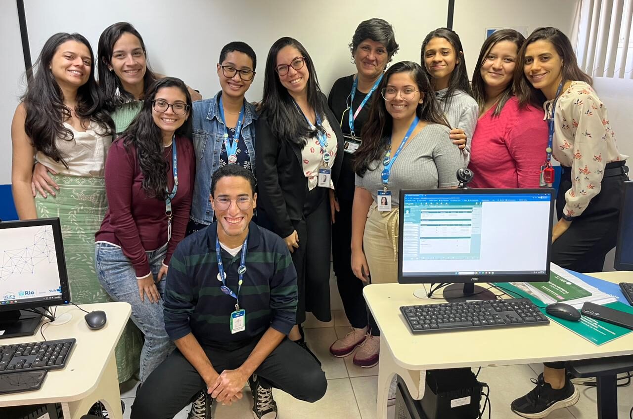 Reunião Da Equipe De Enfermeiros E Residentes De Enfermagem Do CMS João Barros Barreto