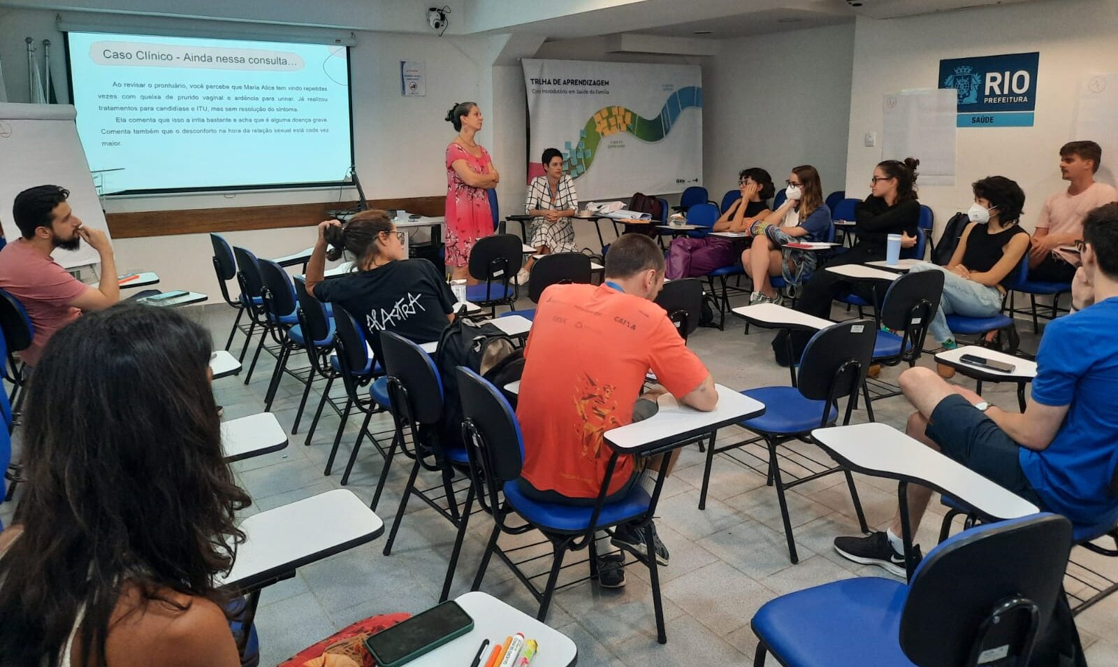 Aula R1 – Mulheres de Meia Idade (PRMFC)