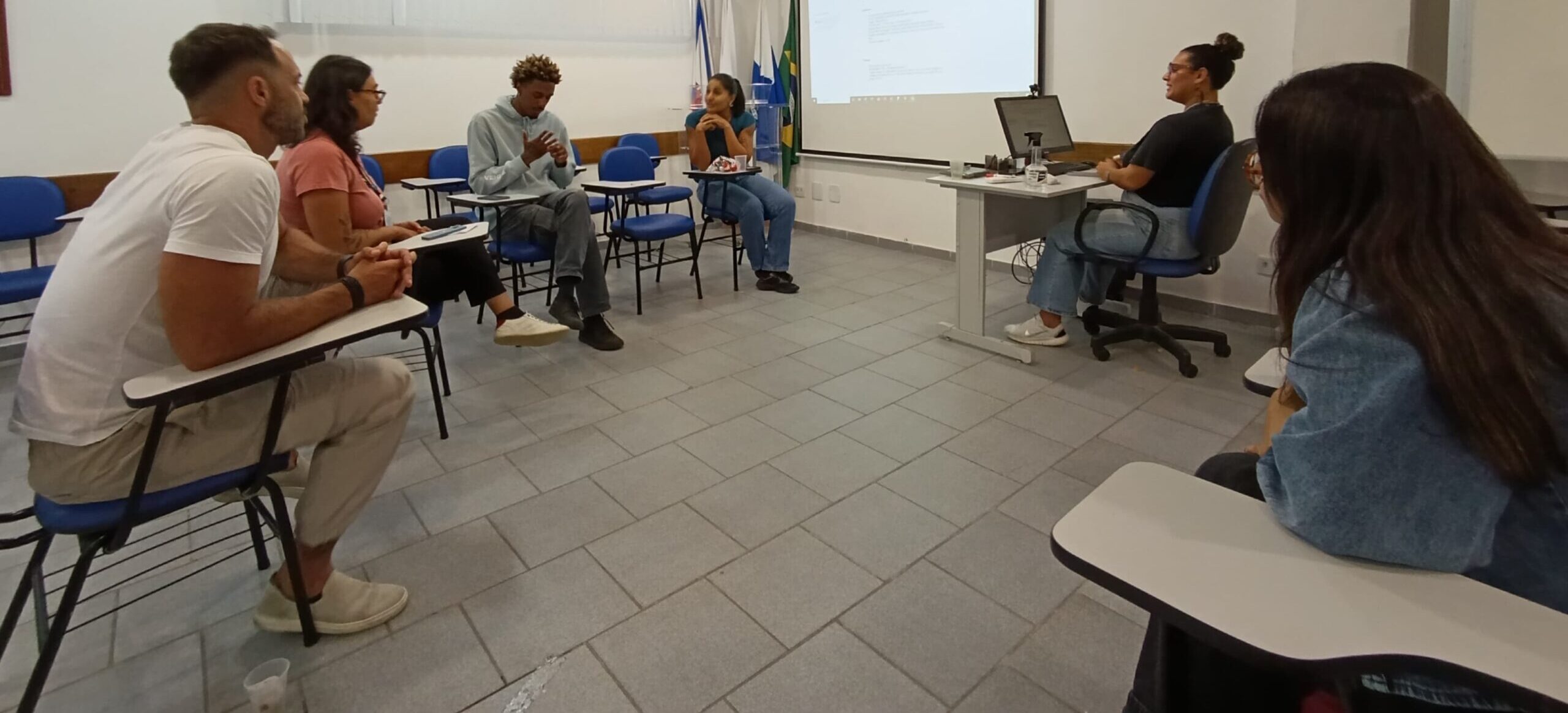 Reunião da Equipe do Consultório na Rua (CNAR)