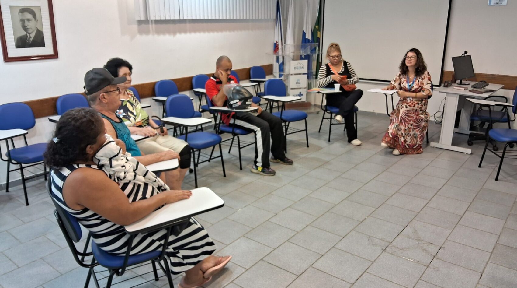 Grupo de Escuta Compartilhada “Palavras que Abraçam” do CMS João Barros Barreto
