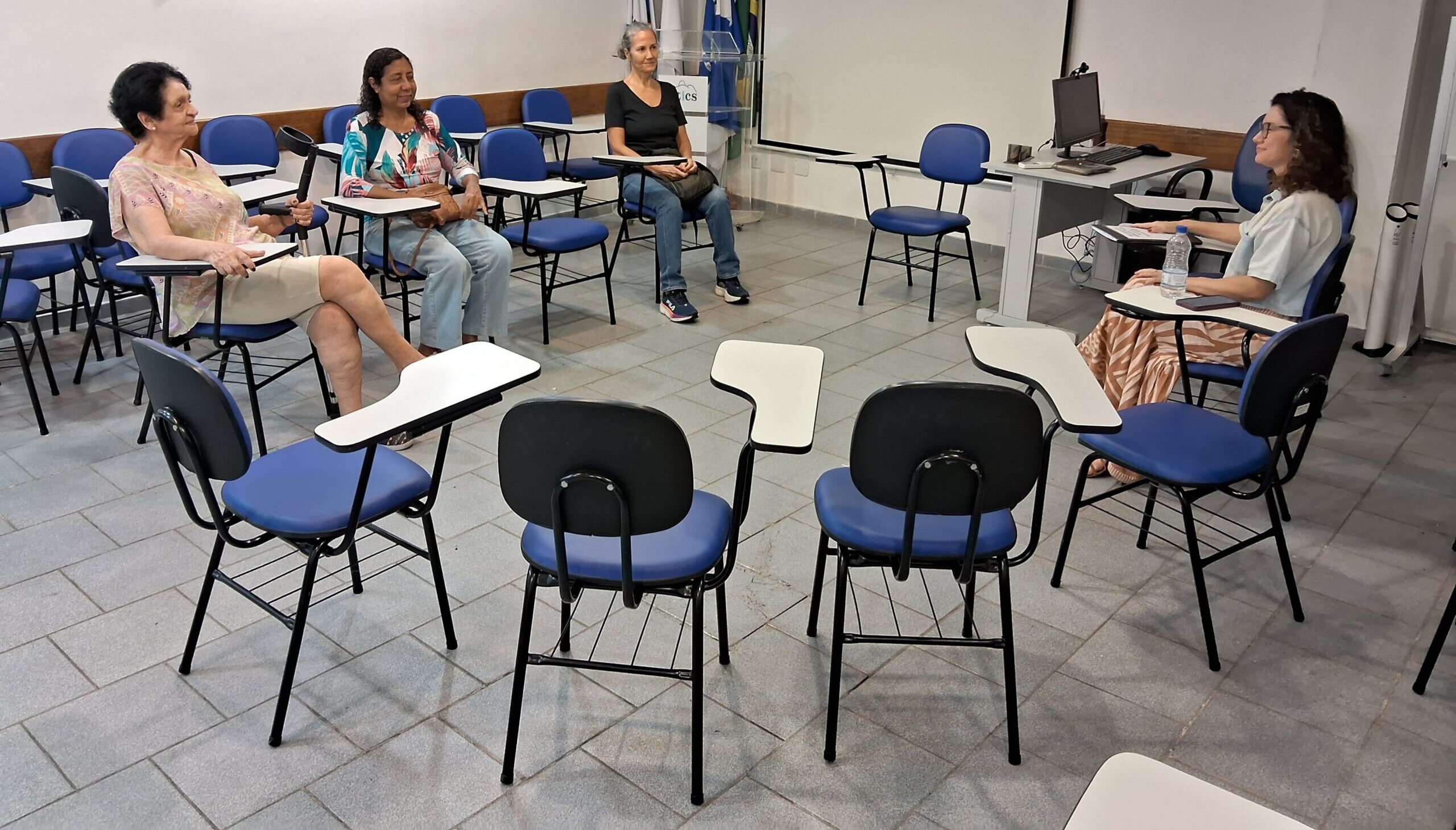 Grupo de Escuta Compartilhada “Palavras que Abraçam” do CMS João Barros Barreto