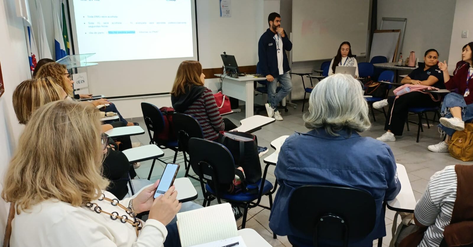 Reunião com os Responsáveis Técnicos (RTs) médicos e enfermeiros da AP 2.1