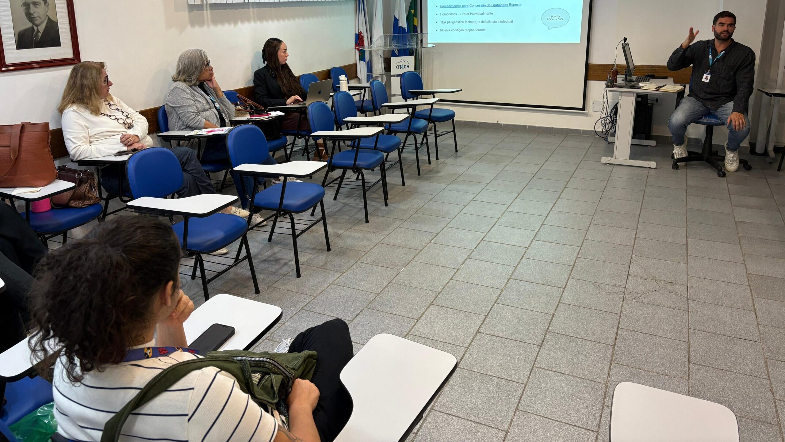 Reunião com os Responsáveis Técnicos (RTs) médicos e enfermeiros da AP 2.1