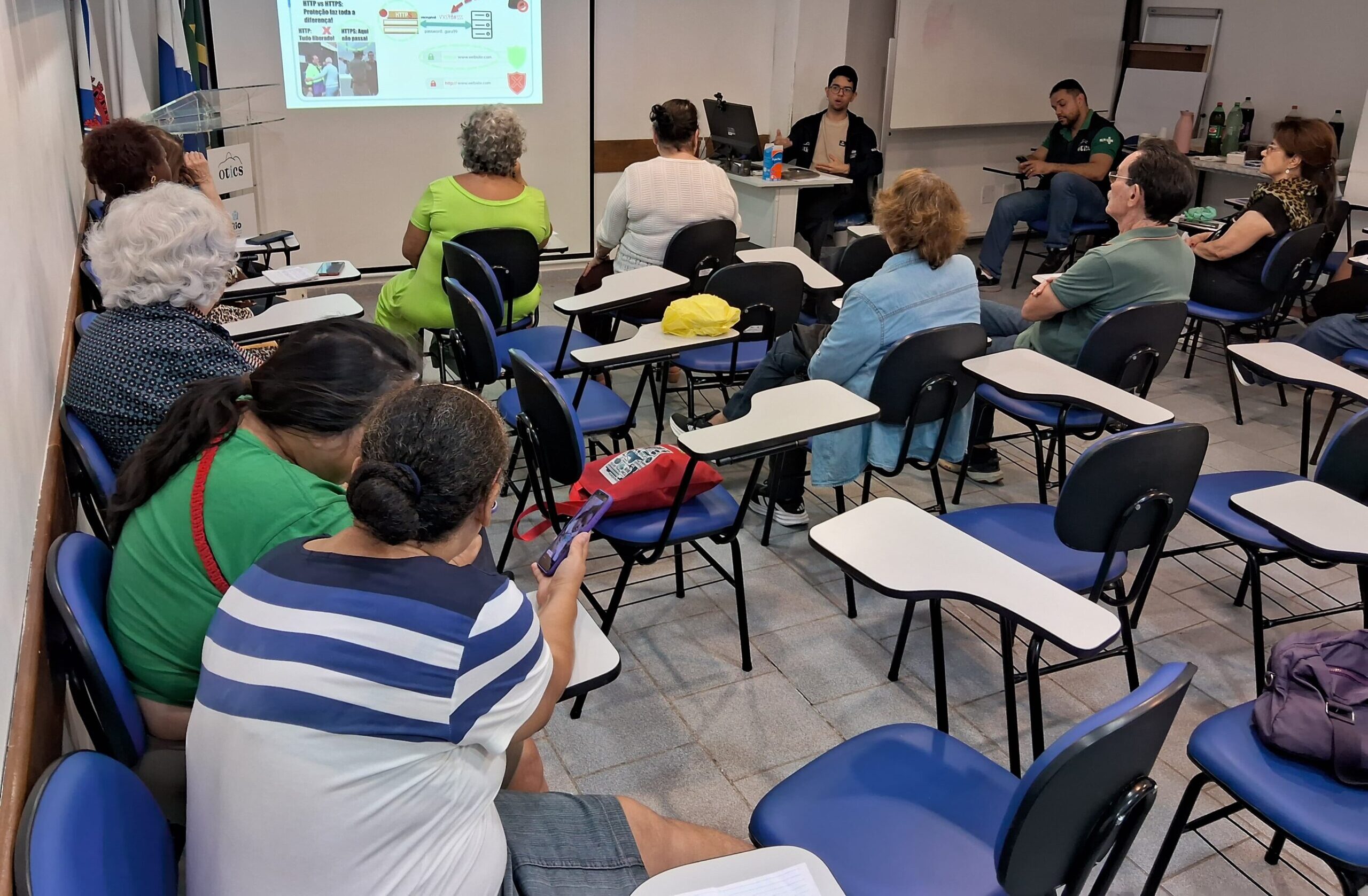 Curso de Mídias Digitais para Idosos