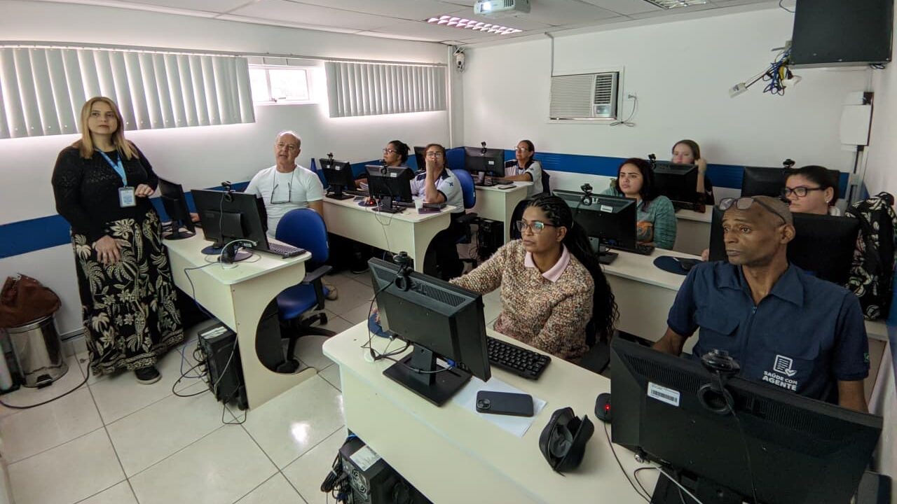 Treinamento Sobre a Plataforma SIURB no CMS João Barros Barreto