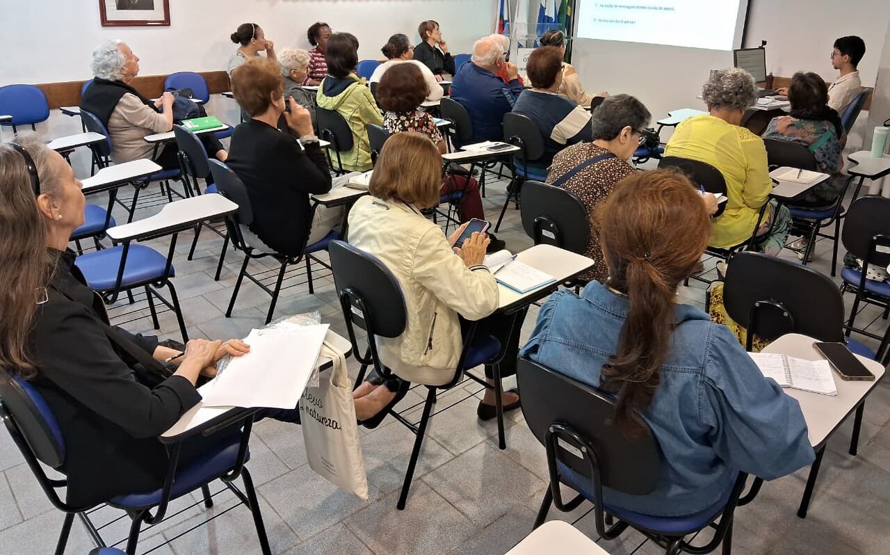 Curso de Mídias Digitais para Idosos