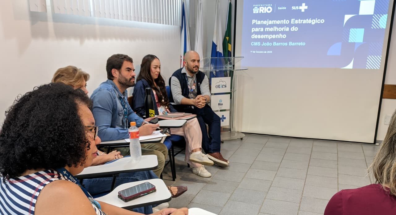 Reunião de Planejamento Estratégico para melhoria do desempenho do CMS João Barros Barreto