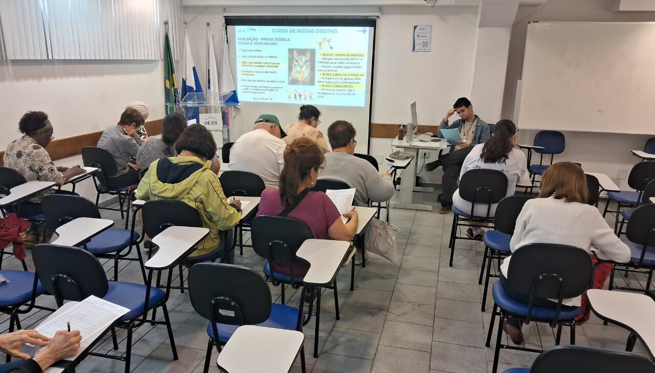 Curso de Mídias Digitais para Idosos