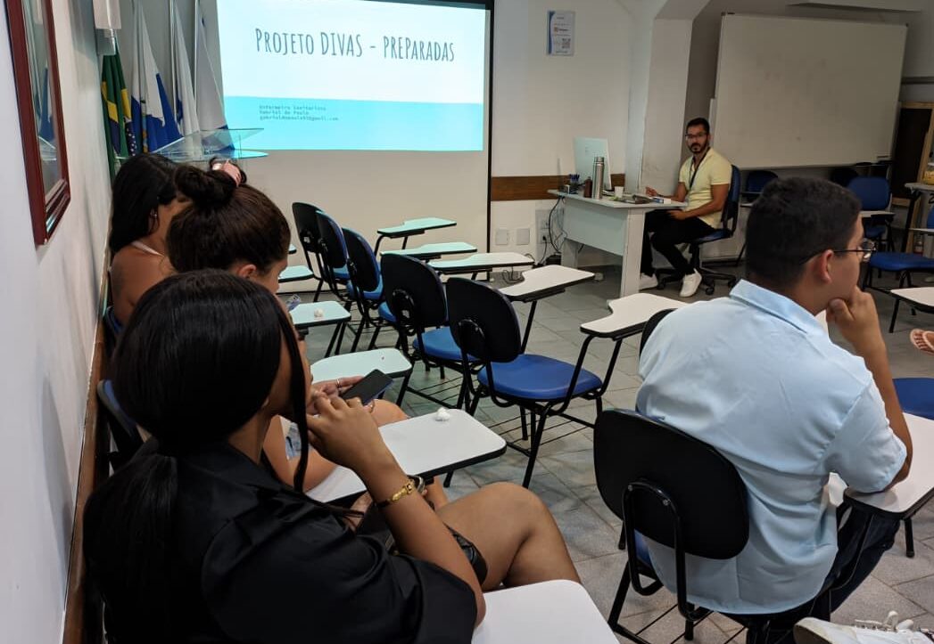 Roda De Conversa Com Acompanhantes Profissionais De Copacabana Sobre Saúde Sexual
