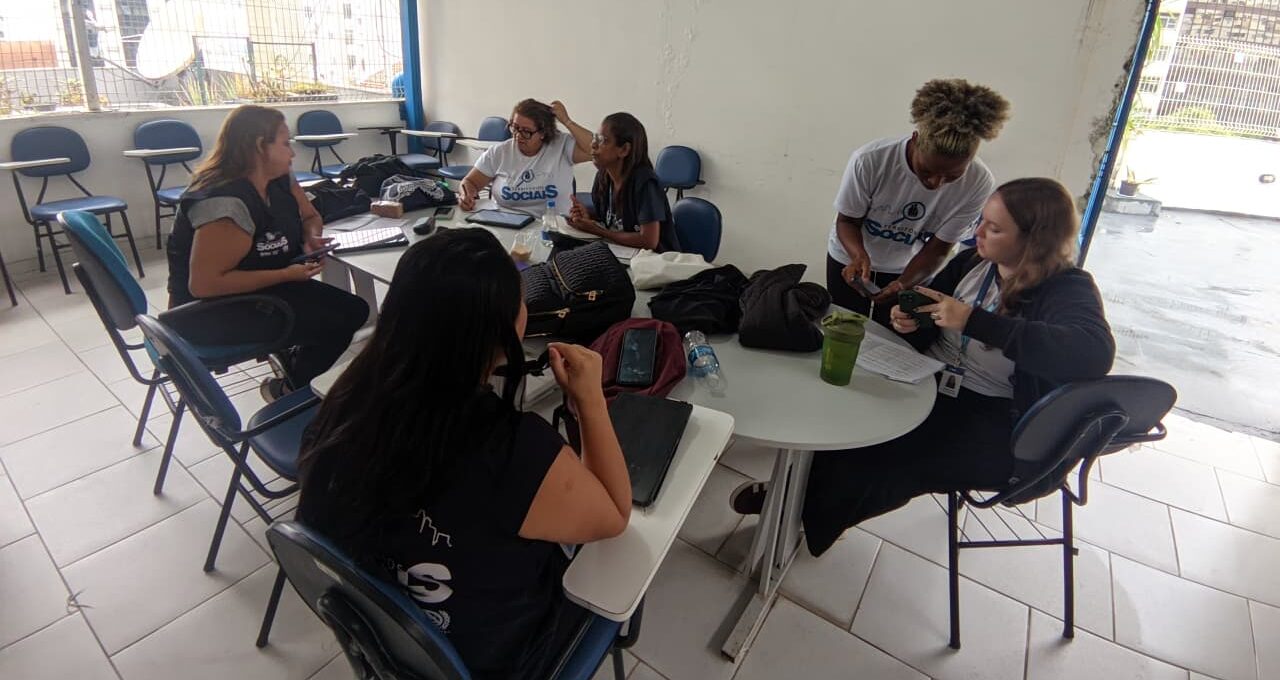 Reunião do Programa Territórios Sociais no Espaço de Convivência da OTICS-Rio Copacabana