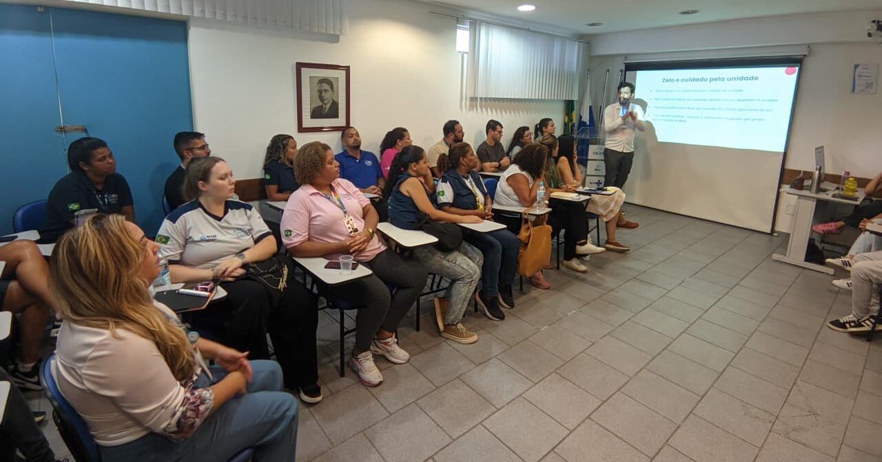 Reunião Geral com os Profissionais do CMS João Barros Barreto