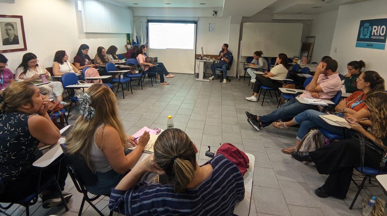 Reunião com os Responsáveis Técnicos (RTs) enfermeiros e médicos da AP 2.1