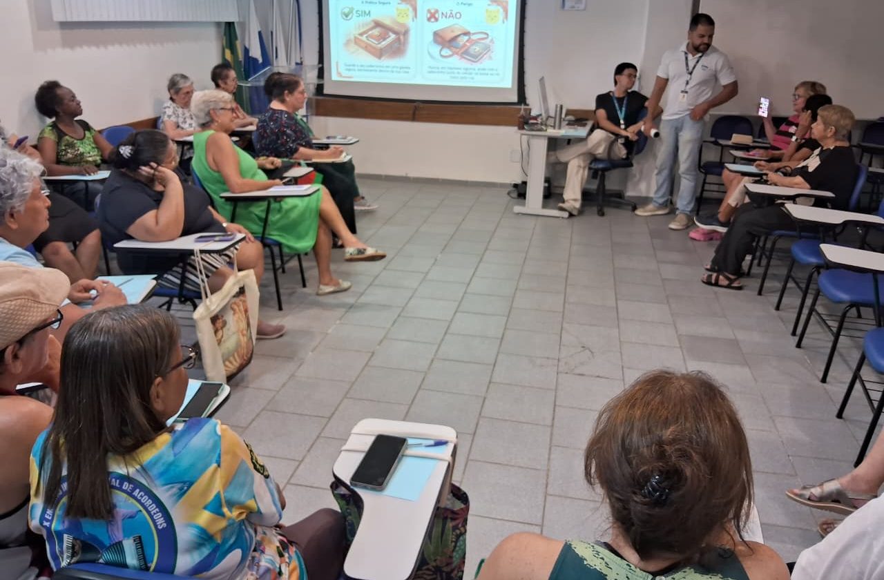 Curso de Mídias Digitais para Idosos