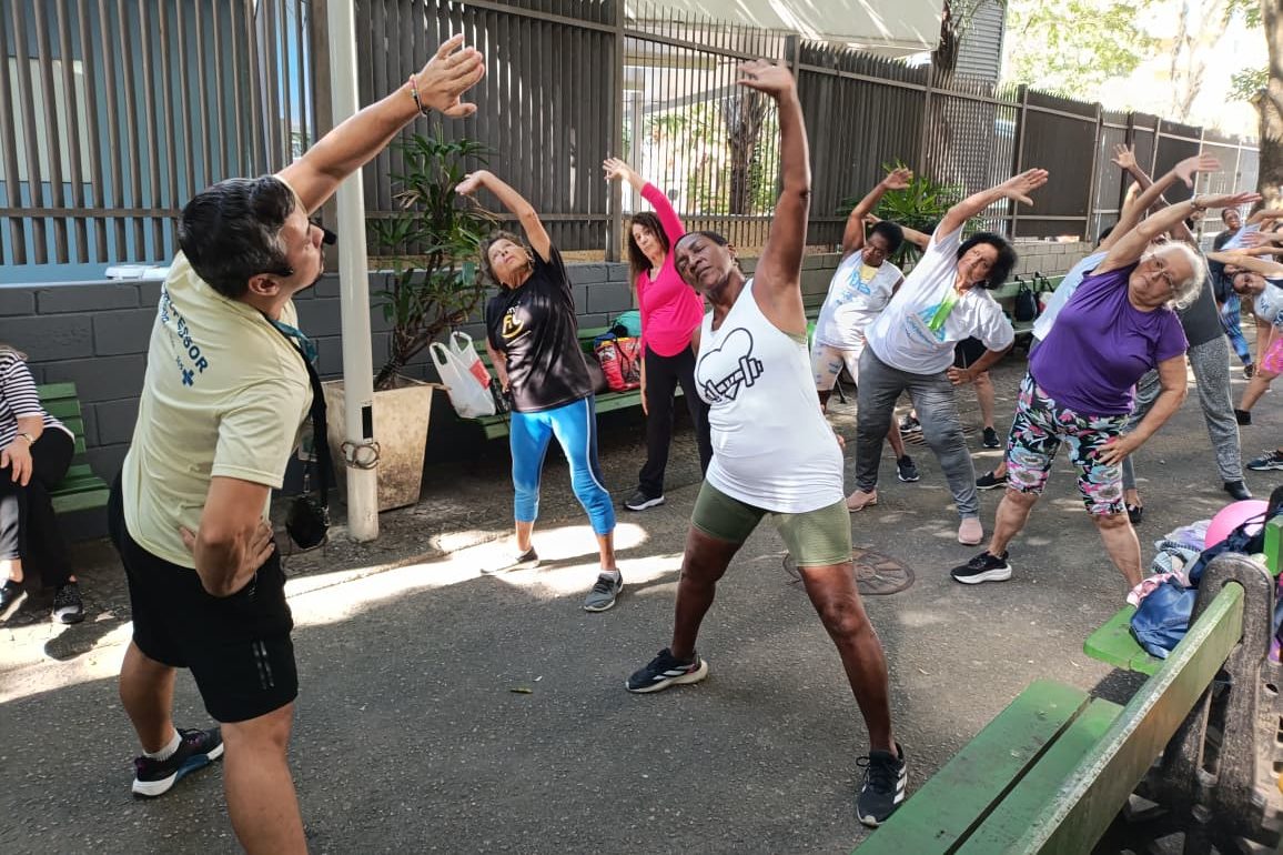 Pilates no Programa Academia Carioca Do CMS João Barros Barreto