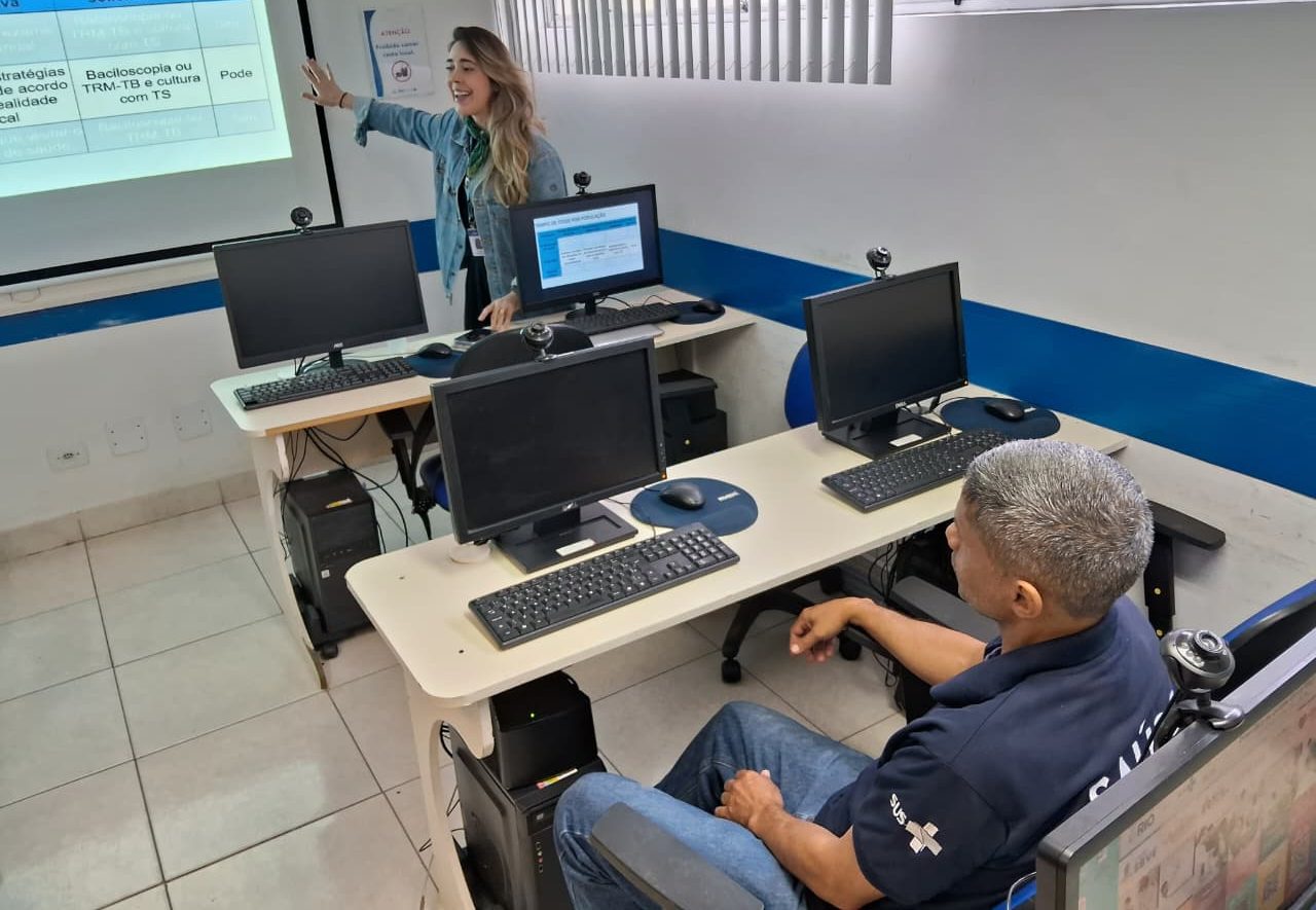 Capacitação para Técnicos de Farmácia da AP 2.1