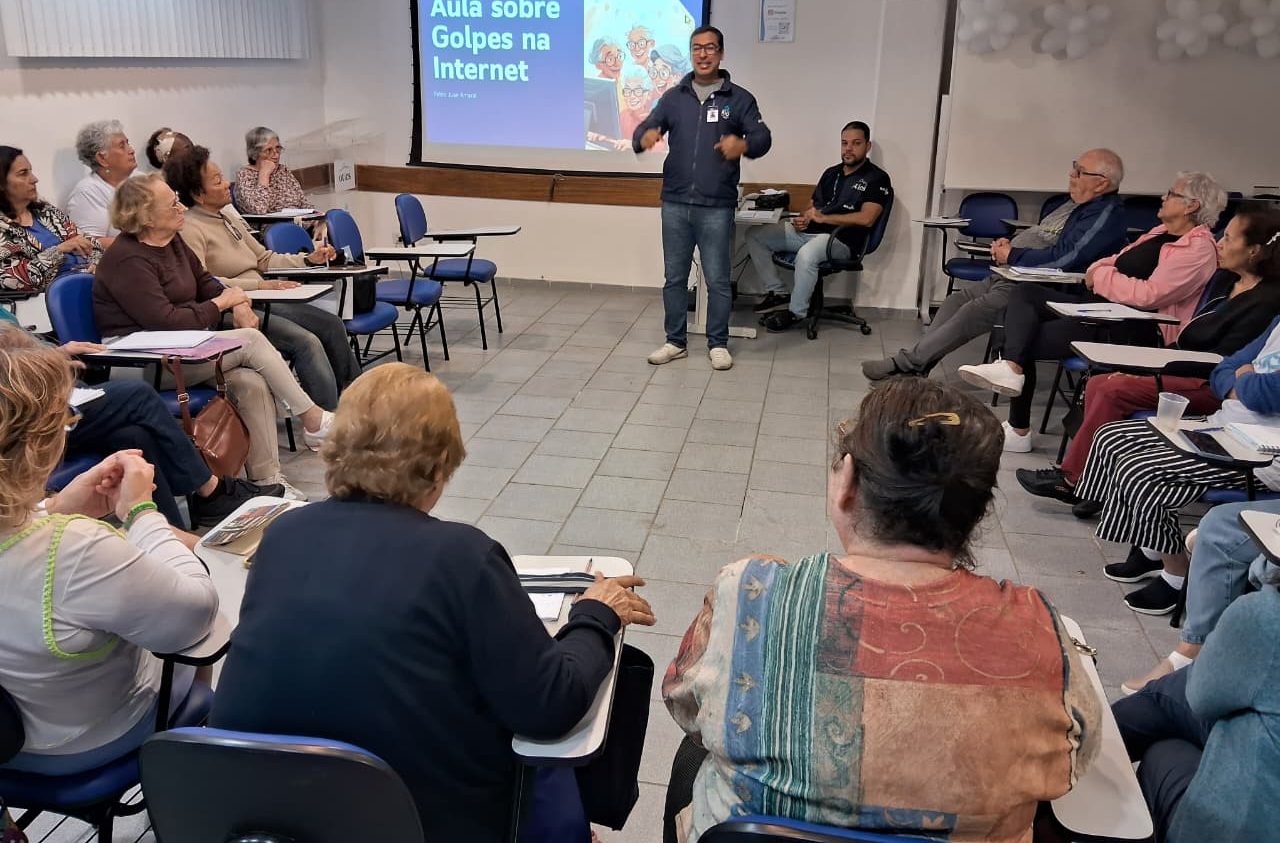 Curso de Mídias Digitais para Idosos