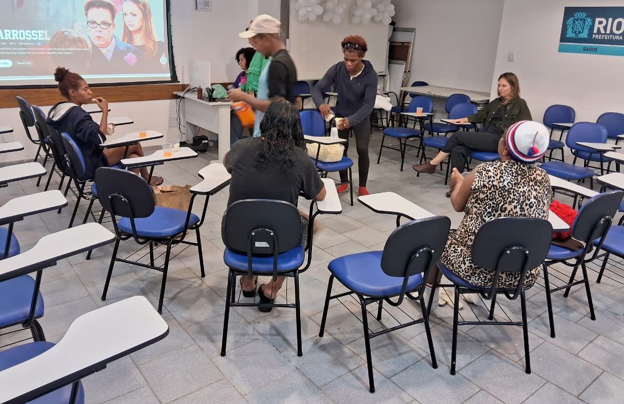 Sessão Cultural Para Pessoas Em Situação de Vulnerabilidade no CMS João Barros Barreto